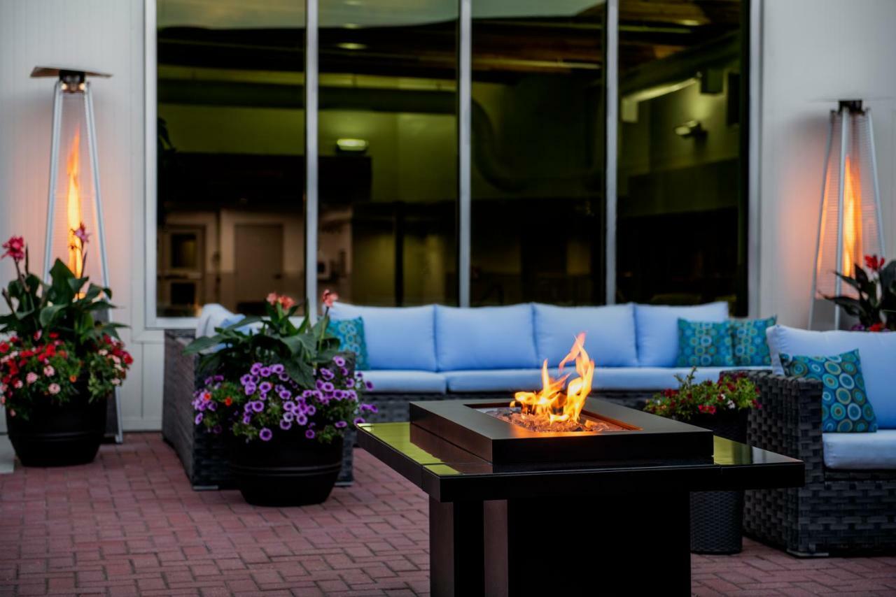 Red Deer Resort & Casino Exterior foto